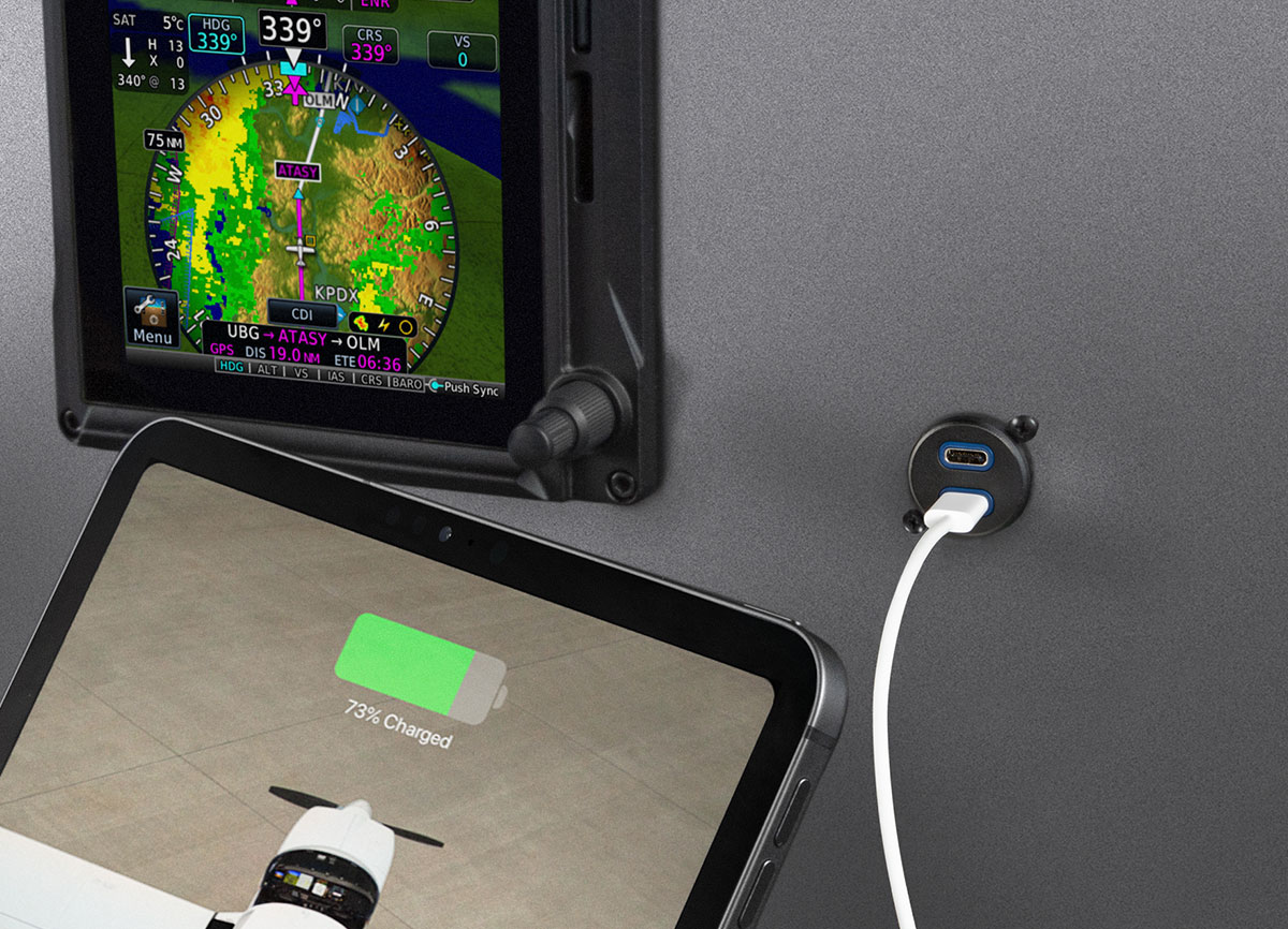 GSB 15 USB Garmin. Зарядник IPAD планшет. Первая зарядка IPAD. Планшет разряжается на зарядке.