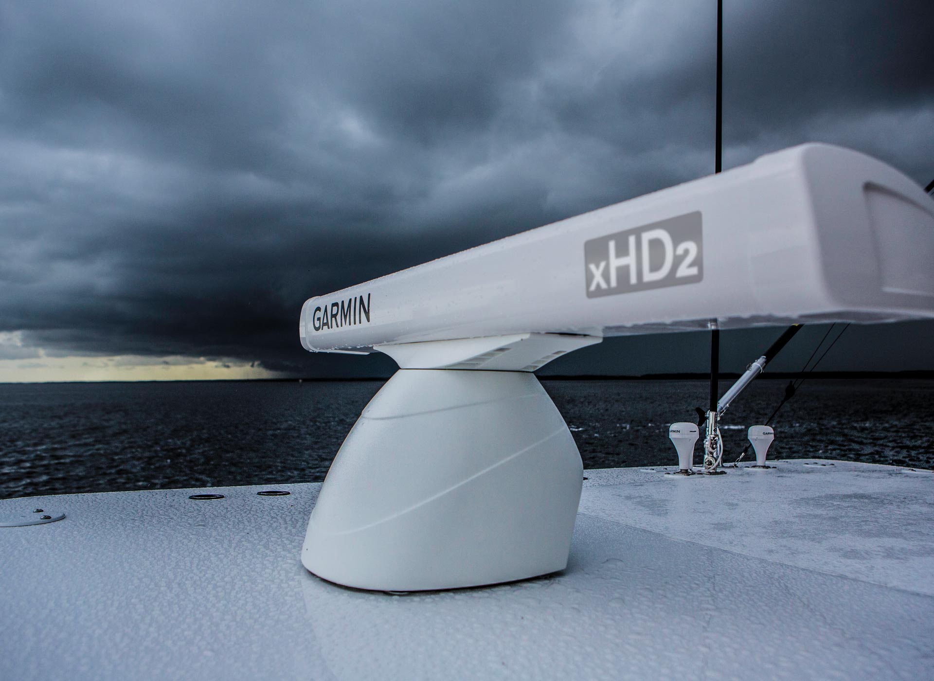 Radar. Радар Garmin GMR 18 XHD Radome. Морской радар. Радар на лодку. ООО радар.